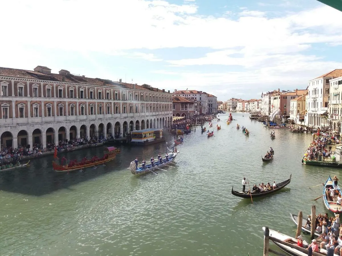 Casa Cattaneo Grand Canal View Apartment Venice