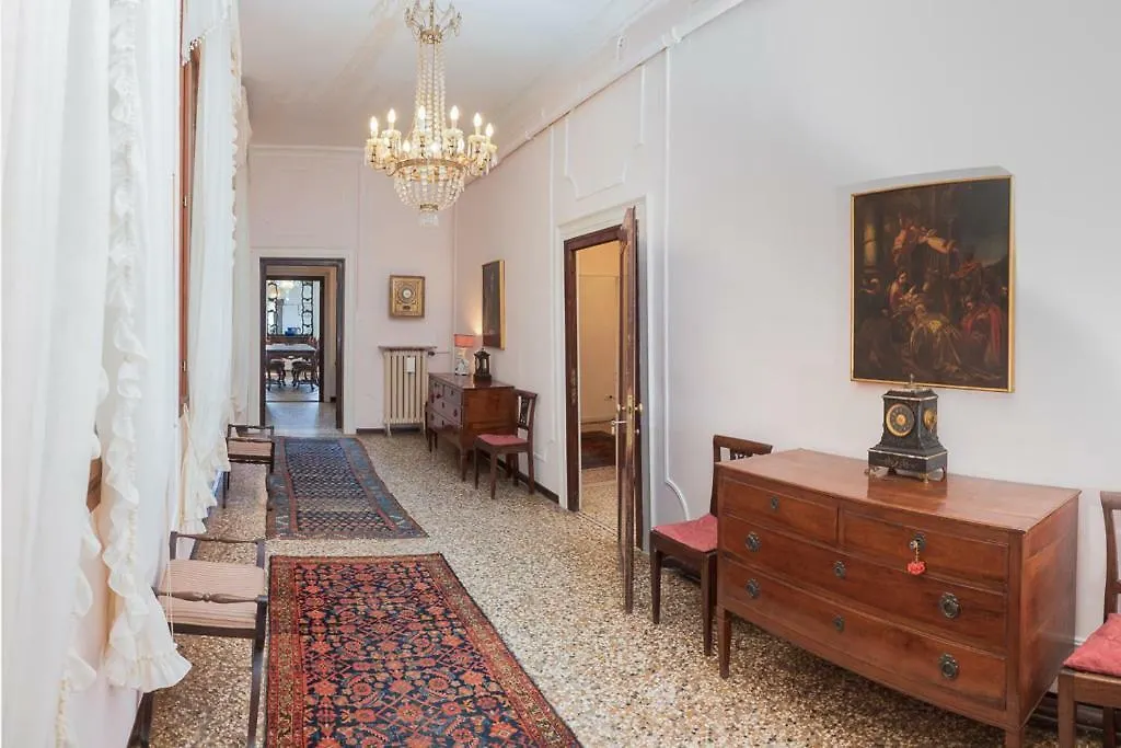 Casa Cattaneo Grand Canal View Apartment Venice