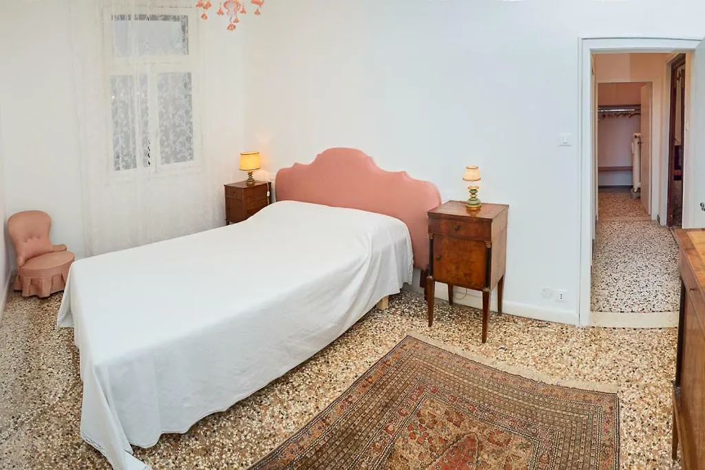 Casa Cattaneo Grand Canal View Apartment Venice