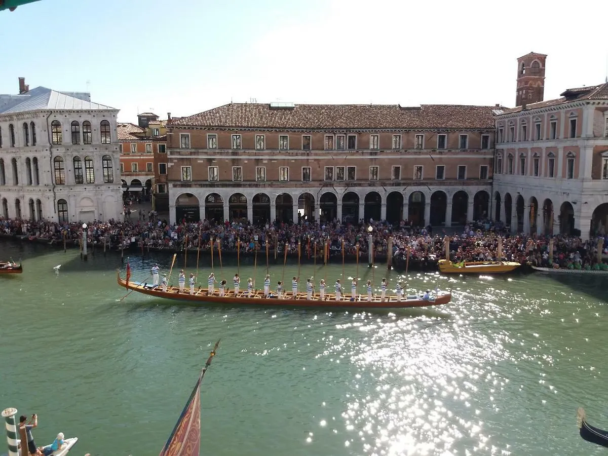 Casa Cattaneo Grand Canal View Apartment Venice