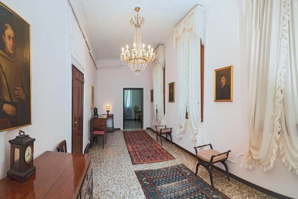 Casa Cattaneo Grand Canal View Apartment Venice